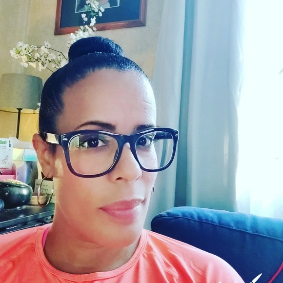 Meet Michelle Clarke! - Picture 3 of 15